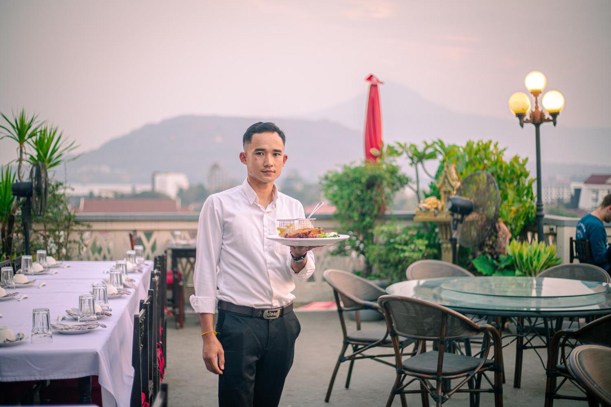 Pakse Hotel & Restaurant Exterior photo