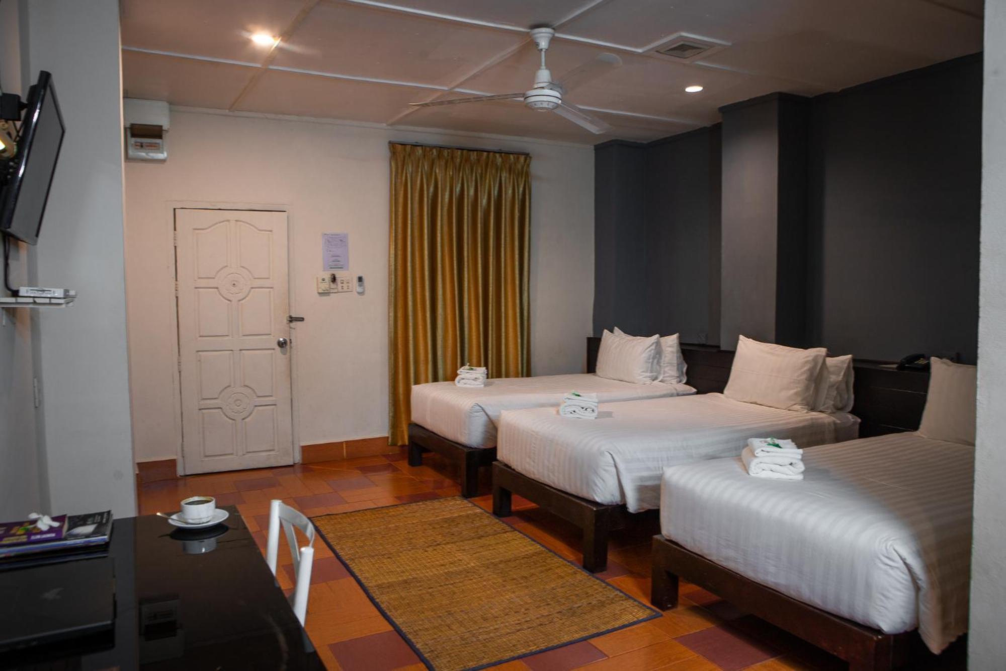 Pakse Hotel & Restaurant Exterior photo